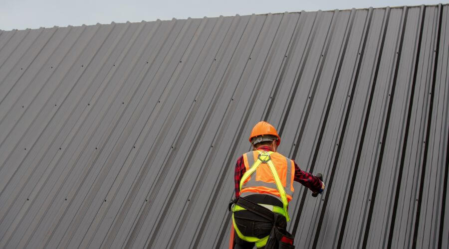 Expert top industrial roofings services in Lost Nation, IA